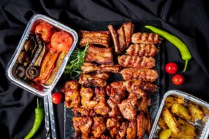 oman best hostel Full sharing platter